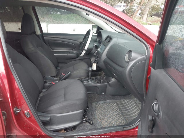 3N1CN7AP5KL878051 Nissan Versa 1.6 S+
