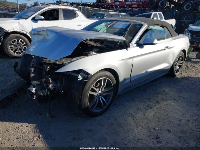 2015 FORD MUSTANG 1FATP8UH6F5383001 Photo 1