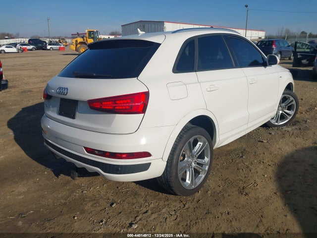 2018 AUDI Q3 WA1BCCFS2JR033020 Photo 3