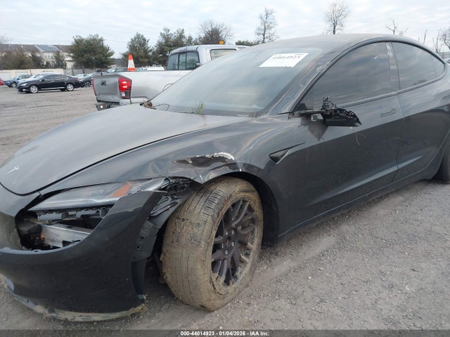 2024 Tesla Model 3 Long Range Dual Motor All-wheel Drive/rear-wheel Drive მანქანა იყიდება აუქციონზე, vin: 5YJ3E1EA3RF732966, აუქციონის ნომერი: 44014923