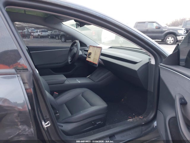 2024 TESLA MODEL 3 5YJ3E1EA3RF732966 Photo 4