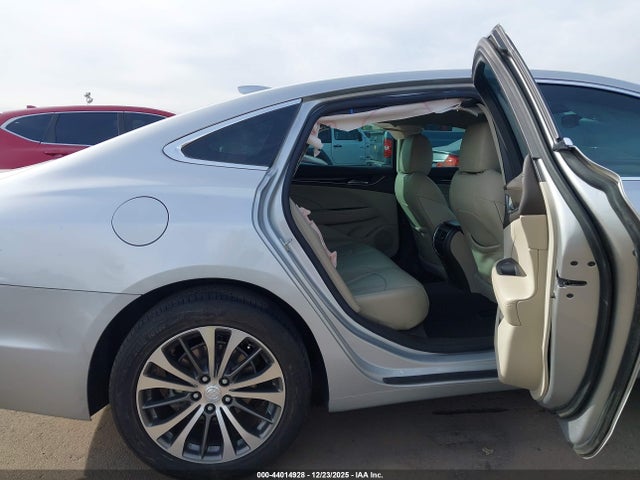 1G4ZN5SS9HU132243 Buick Lacrosse Preferred