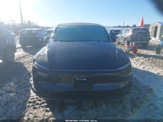 Продажа на аукционе авто 2026 Tesla Model Y Long Range Launch Series/premium All-wheel Drive, vin: 7SAYGDEE3TF328306, номер лота: 44014944