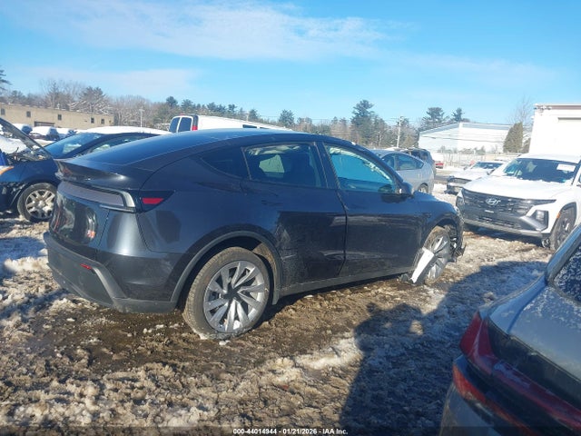 Продажа на аукционе авто 2026 Tesla Model Y Long Range Launch Series/premium All-wheel Drive, vin: 7SAYGDEE3TF328306, номер лота: 44014944