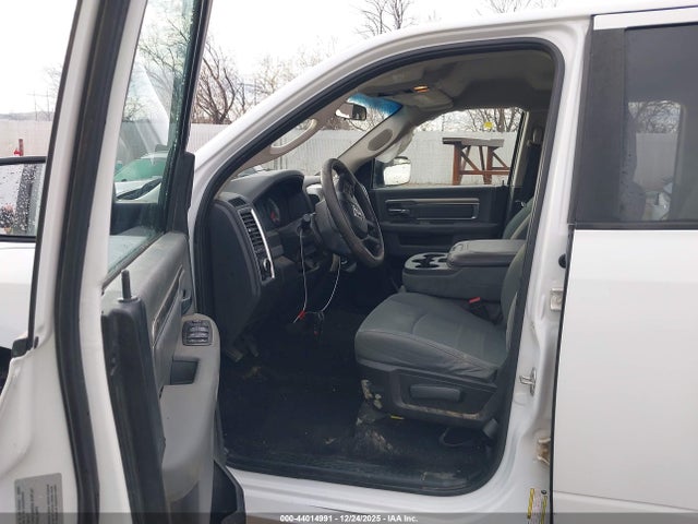Продажа на аукционе авто 2017 Ram 1500 Slt  4x4 6'4 Box, vin: 1C6RR7GG3HS736883, номер лота: 44014991