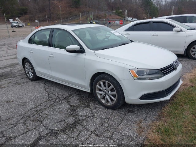 Продажа на аукционе авто 2014 Volkswagen Jetta 1.8t Se, vin: 3VWD17AJXEM409168, номер лота: 44015015