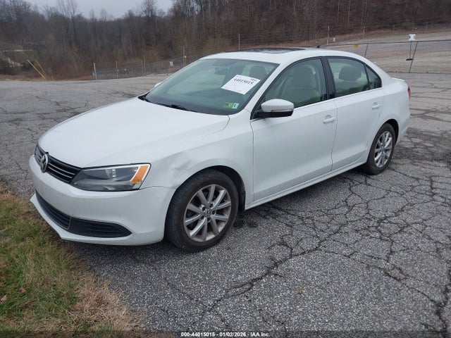 Продажа на аукционе авто 2014 Volkswagen Jetta 1.8t Se, vin: 3VWD17AJXEM409168, номер лота: 44015015