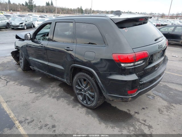 2018 JEEP GRAND CHEROKEE 1C4RJFAG5JC500349 Photo 2
