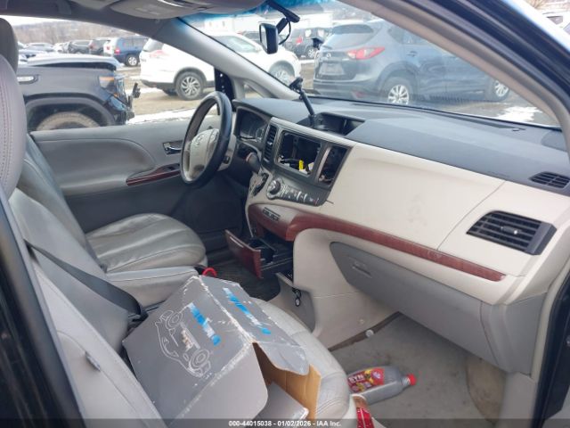 2014 TOYOTA SIENNA 5TDYK3DC0ES521372 Photo 4