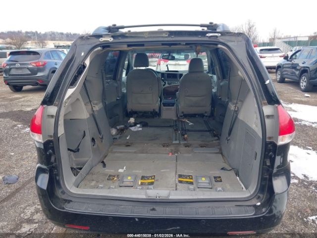 2014 TOYOTA SIENNA 5TDYK3DC0ES521372 Photo 5