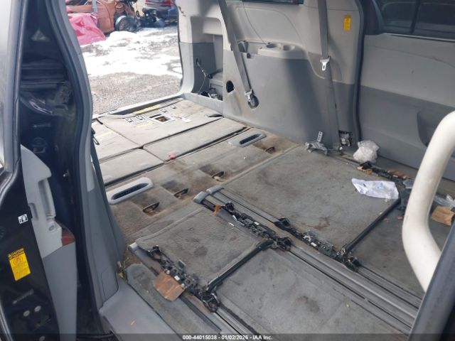 2014 TOYOTA SIENNA 5TDYK3DC0ES521372 Photo 7