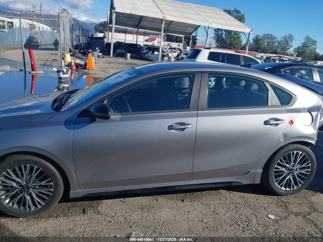 44015041 :رقم المزاد ، 3KPF54AD8PE564131 vin ، 2023 Kia Forte Gt-line مزاد بيع