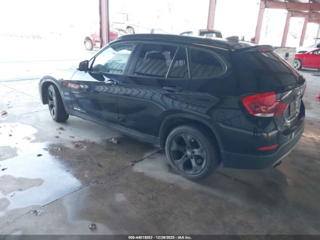 2013 BMW X1 WBAVM1C58DVW45816 Photo 2
