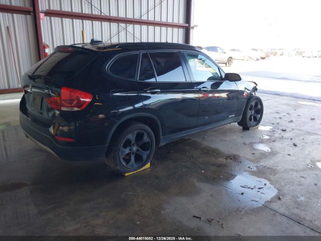 2013 BMW X1 WBAVM1C58DVW45816 Photo 3