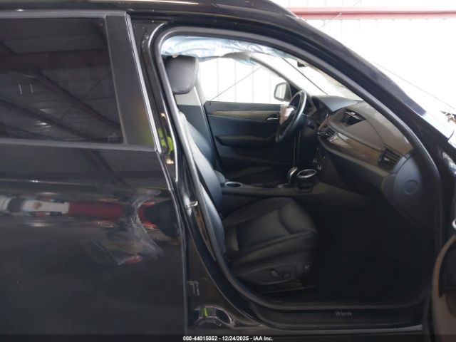 2013 BMW X1 WBAVM1C58DVW45816 Photo 4