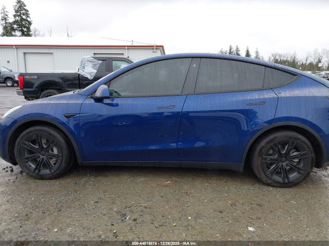 5YJYGDEE0MF213404 Tesla Model Y Long Range Dual Motor All-wheel Drive
