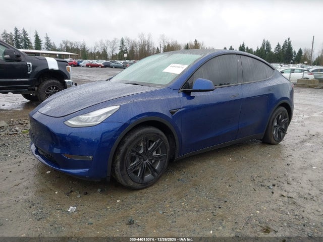 2021 TESLA MODEL Y 5YJYGDEE0MF213404 Photo 1