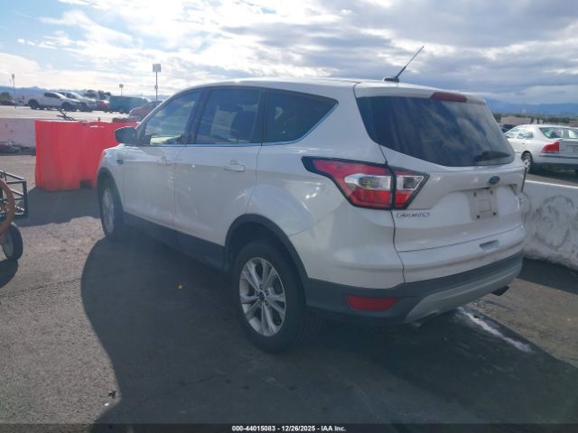 2017 FORD ESCAPE 1FMCU0G91HUD20546 Photo 2