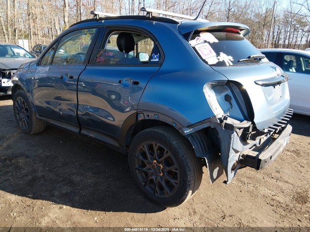 2017 FIAT 500X ZFBCFYCB0HP609960 Photo 2