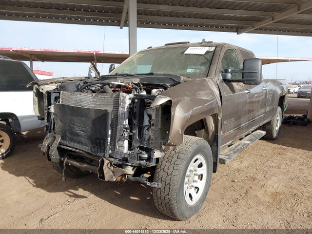Chevrolet lml 2015 1GC1KWE8XFF133886 Image 2