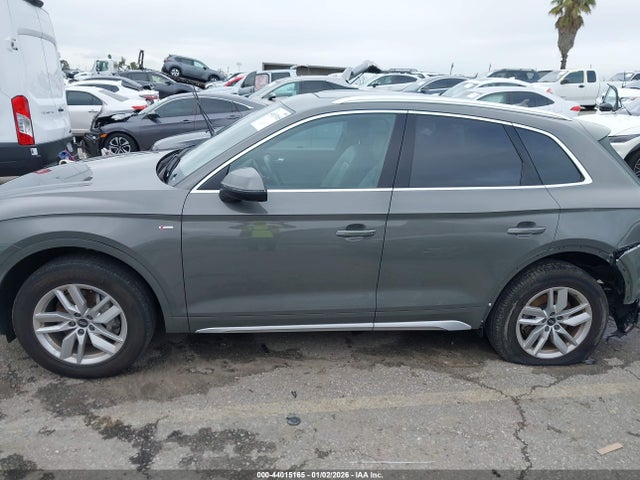 WA1GAAFY6P2118786 Audi Q5 Premium 45 Tfsi S Line Quattro