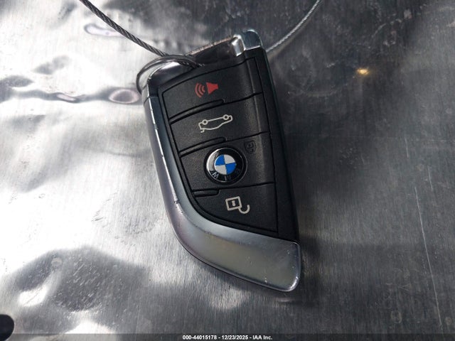 Продаж на аукціоні авто 2016 Bmw X5 Sdrive35i, vin: 5UXKR2C56G0R72051, номер лоту: 44015178