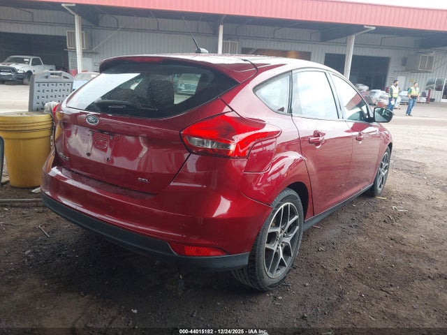 2017 FORD FOCUS 1FADP3M2XHL213838 Photo 3