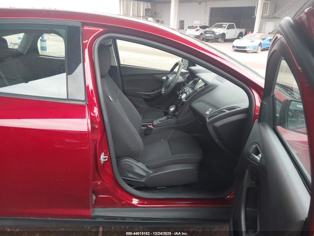 2017 FORD FOCUS 1FADP3M2XHL213838 Photo 4