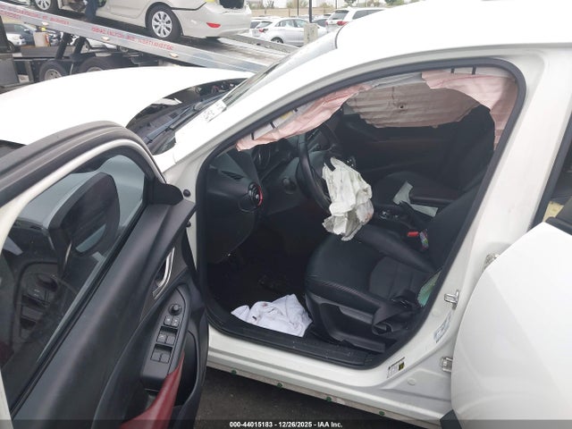 Mazda Cx-3 Touring 2017 JM1DKDC78H0161266 Image 5