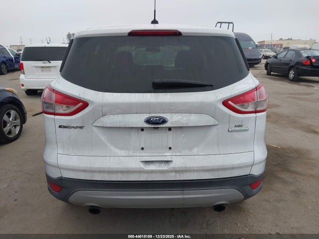 1FMCU0GXXEUA63140 Ford ESCAPE SE