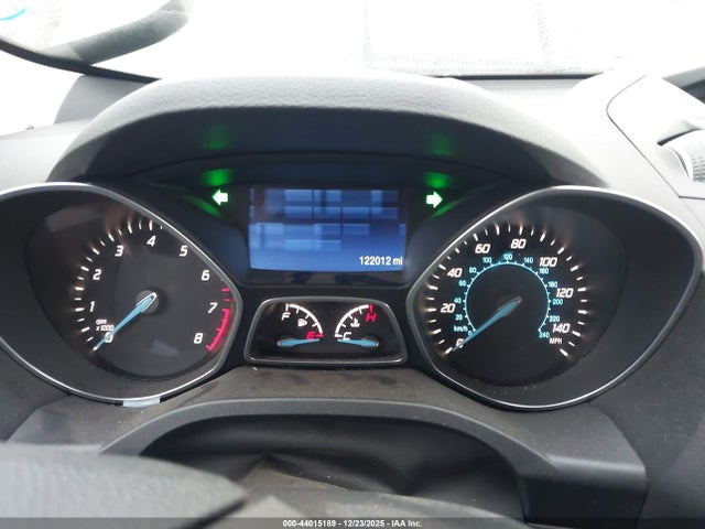 1FMCU0GXXEUA63140 Ford ESCAPE SE