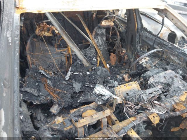 2018 MAZDA MAZDA6 JM1GL1VM5J1306839 Photo 4