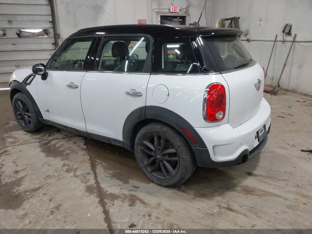 2012 MINI COOPER S COUNTRYMAN WMWZC5C57CWM13695 Photo 2