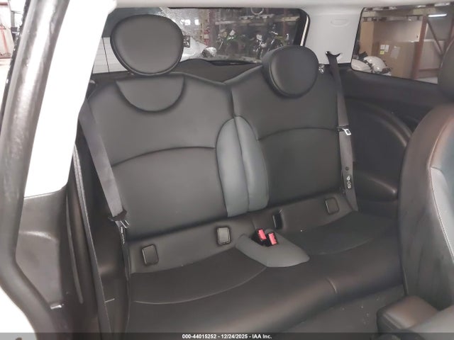 2007 MINI COOPER WMWMF33567TT50960 Photo 7
