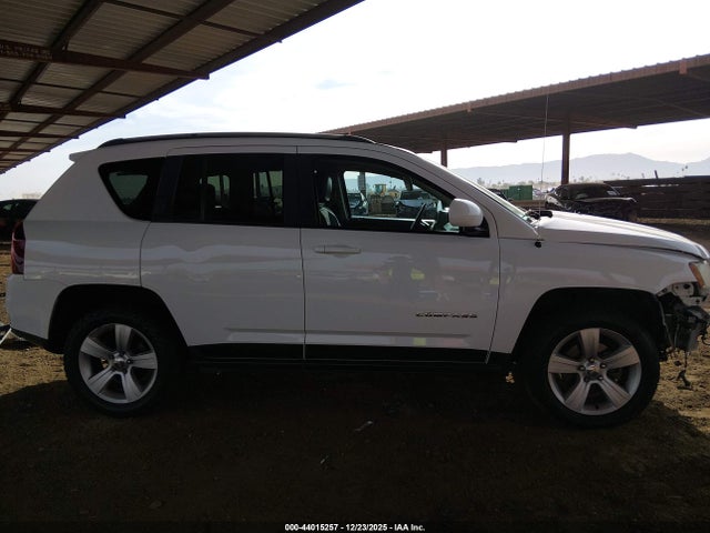 Jeep Compass Latitude 2016 1C4NJDEB3GD594154 Image 14