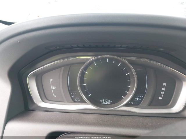 2016 VOLVO XC60 YV440MDM0G2887908 Photo 6