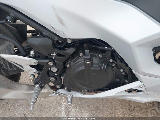 ML5EXGG12RDA26983 Kawasaki EX500