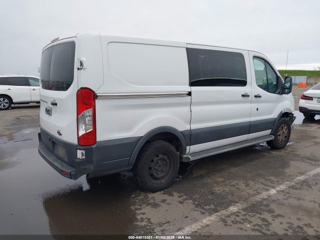 Ford Transit-250 2018 1FTYR1YM1JKB32776 Image 4