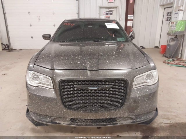 Aukcja sprzedaży 2015 Chrysler 300 Limited, vin: 2C3CCARG9FH892140, numer aukcji: 44015324