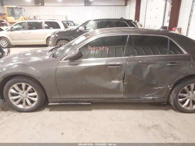 Aukcja sprzedaży 2015 Chrysler 300 Limited, vin: 2C3CCARG9FH892140, numer aukcji: 44015324