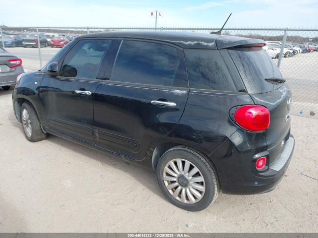 2014 FIAT 500L ZFBCFABH8EZ016635 Photo 2