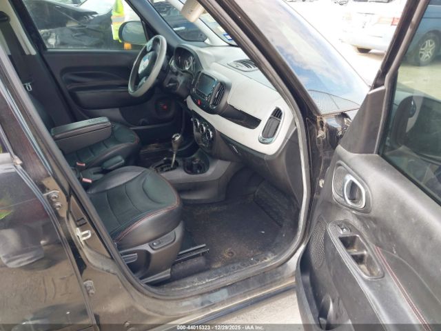 2014 FIAT 500L ZFBCFABH8EZ016635 Photo 4