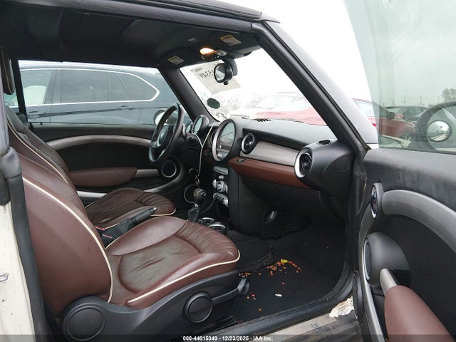 2009 MINI COOPER S WMWMS33589TG89172 Photo 4