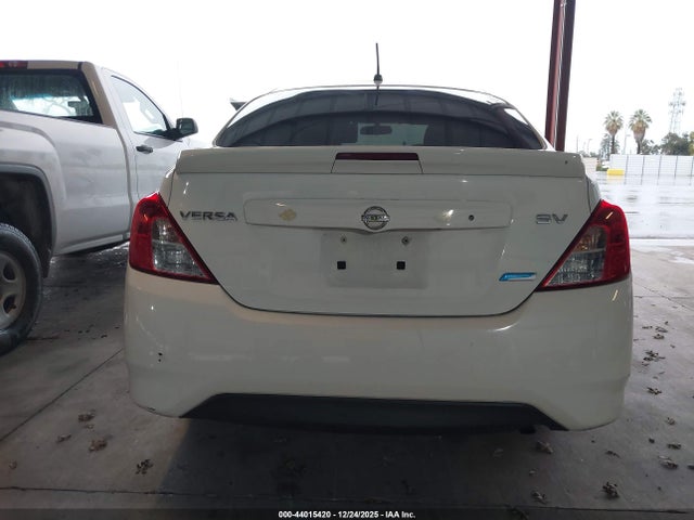 Nissan Versa 1.6 Sv 2015 3N1CN7AP7FL953659 Image 17