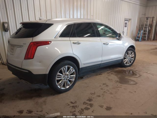 2017 CADILLAC XT5 1GYKNERSXHZ160481 Photo 3