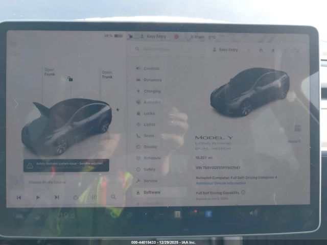 2023 TESLA MODEL Y 7SAYGDEE5PF937547 Photo 6