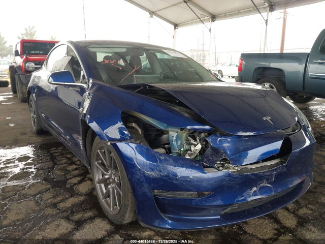Продаж на аукціоні авто 2018 Tesla Model 3 Long Range/mid Range, vin: 5YJ3E1EA3JF016914, номер лоту: 44015466