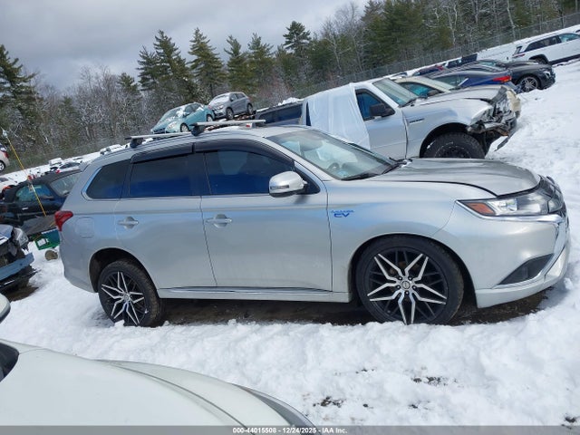 Mitsubishi OUTLANDER PHEV 2022 JA4J2VA74NZ027416 Image 14