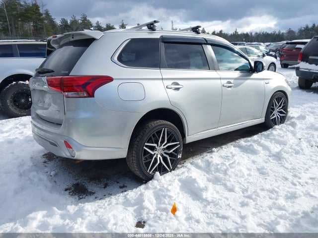 2022 MITSUBISHI OUTLANDER PHEV JA4J2VA74NZ027416 Photo 3