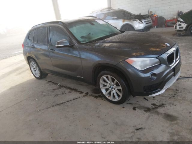 2015 BMW X1 WBAVM5C51FVV94069